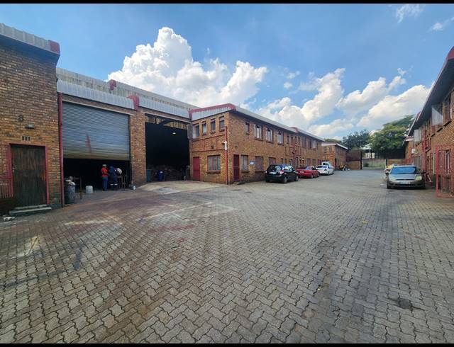2,400M² FACTORY FOR SALE IN WADEVILLE